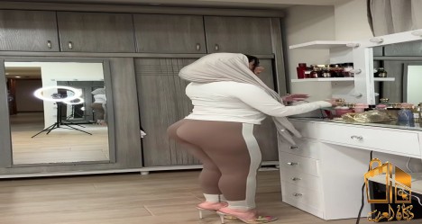 مطلوب عاملة منزلية لرجل أعمال